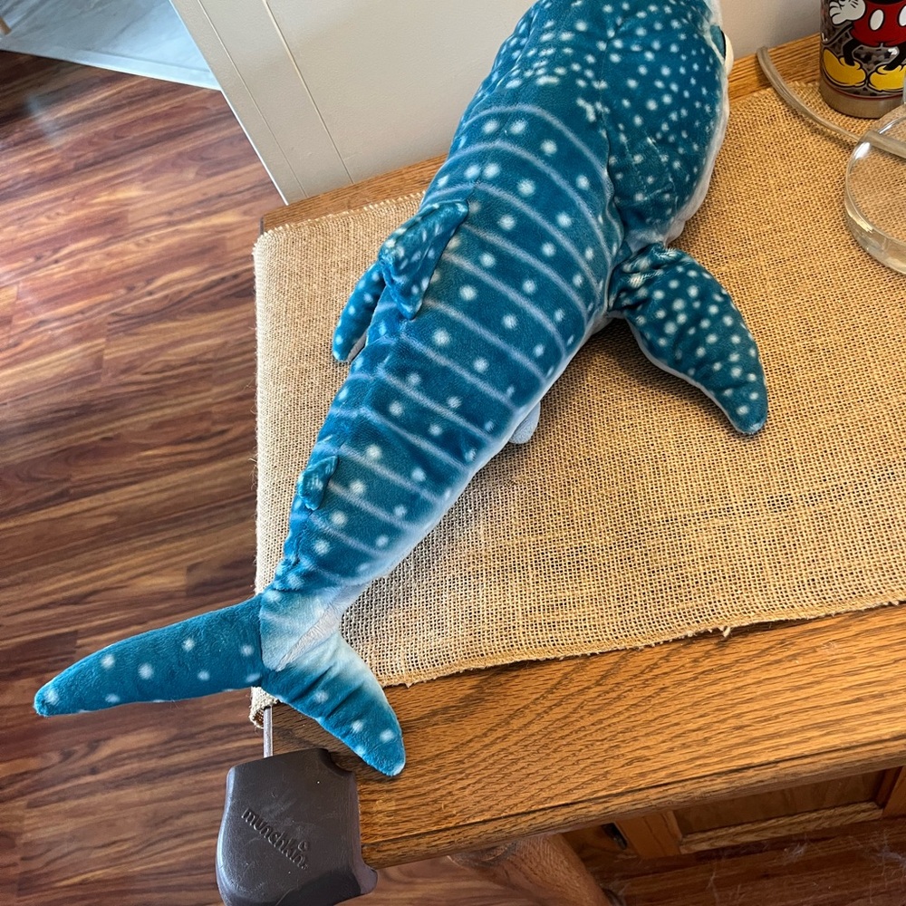 Disney Blue and White Plush Whale Shark from Dory movie - Picture 3 of 5